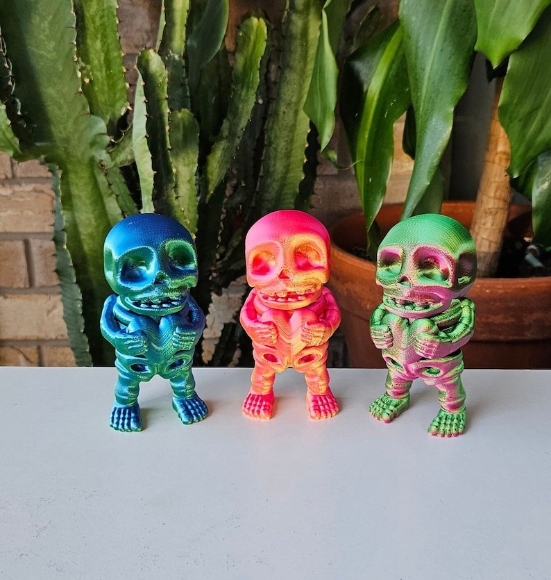 3D Printed Articulating Love Skeleton