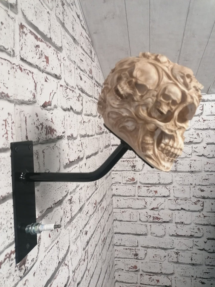 LAST DAY 70% OFF - 🏴‍☠️Motorcycle Helmet and Jacket Skull Holder