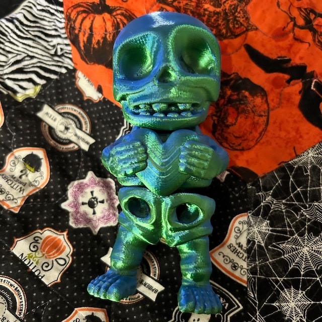 3D Printed Articulating Love Skeleton