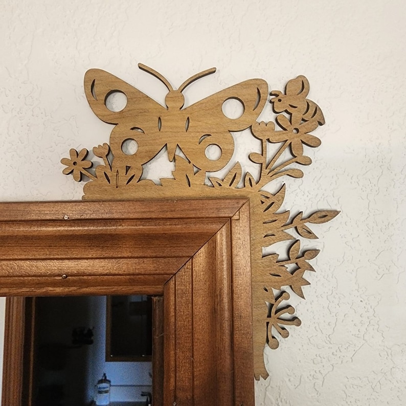 Hummingbird Door Corner Decor