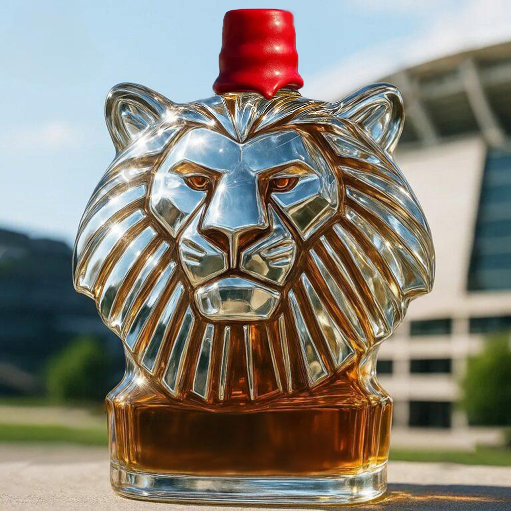 🏆Detroit Lions Whiskey Decanter