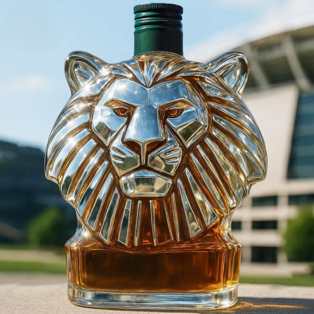 🏆Detroit Lions Whiskey Decanter