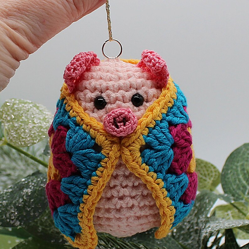 Crochet Pig in A Granny Blanket