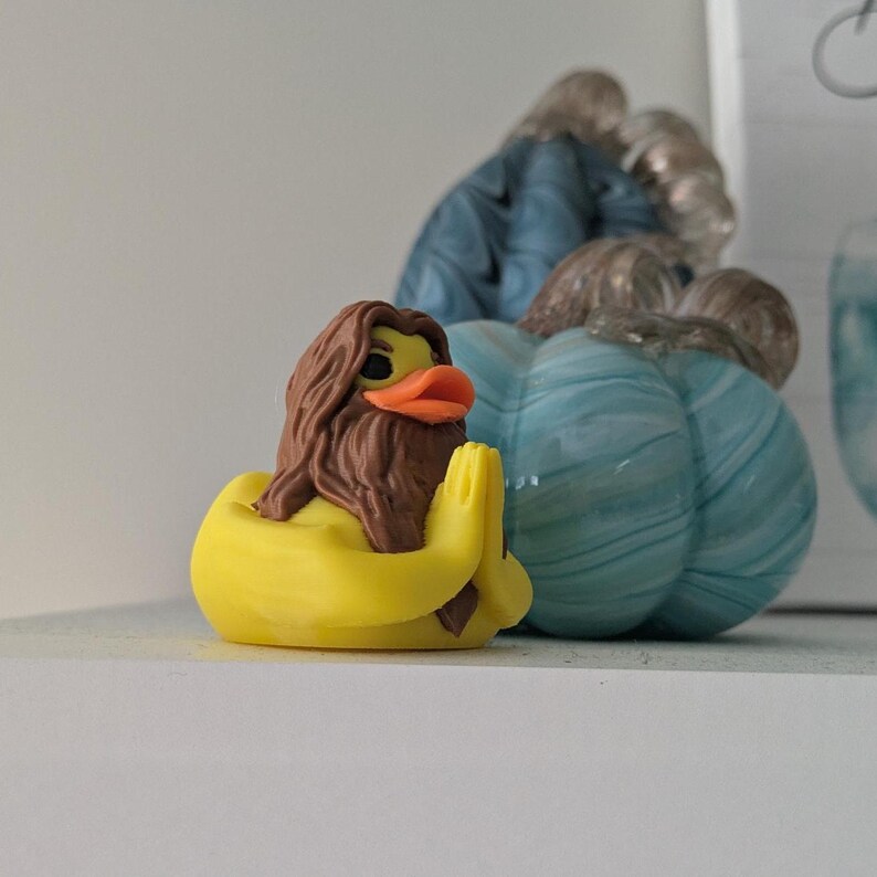3D-Printed Jesus Jeep Duck – Faithful Off-Road Companion
