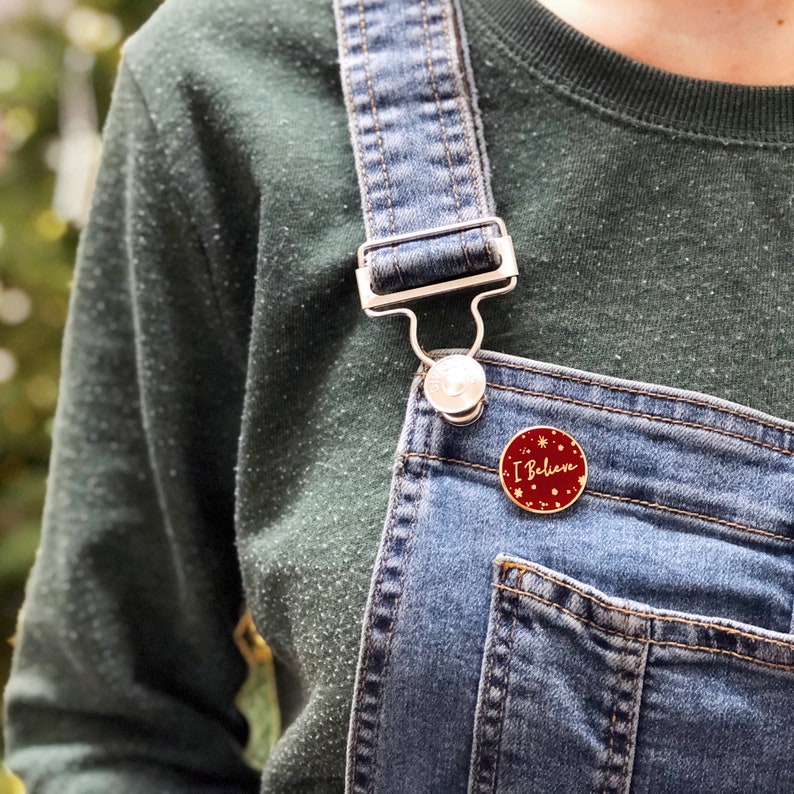 A Hug From Mummy Enamel Lapel Pin