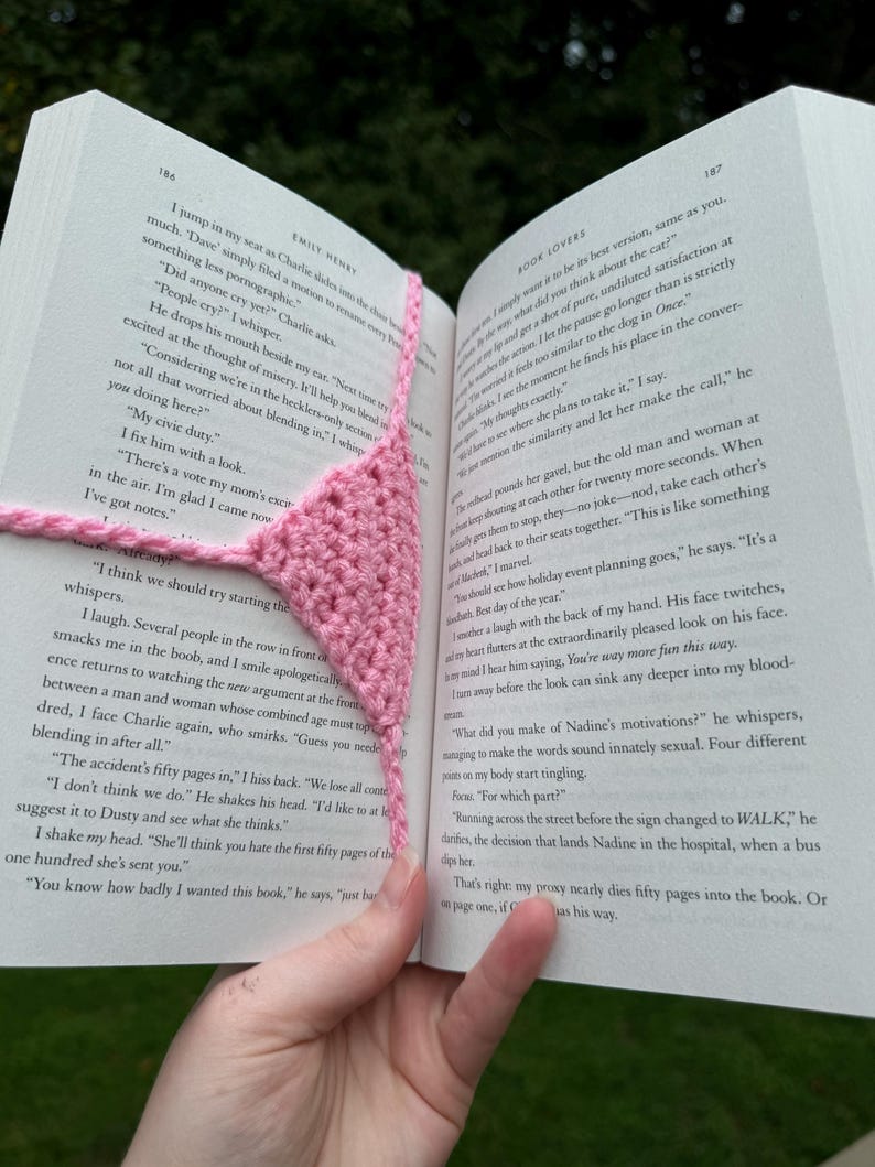 🤩 CROCHET Bookmark - Book Bra and Book Thong