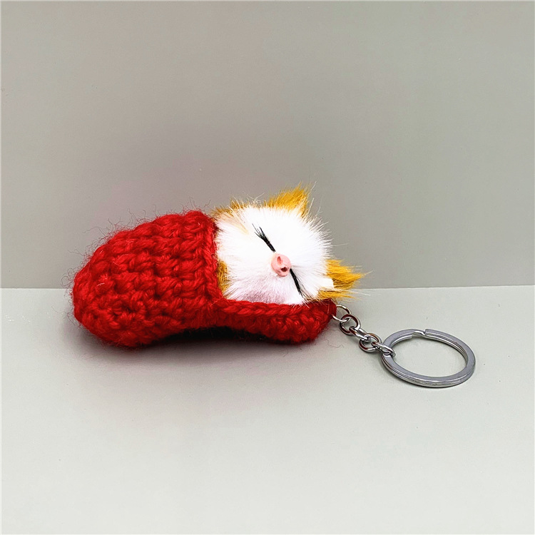 CUTE SLEEPING KITTEN KEYCHAIN