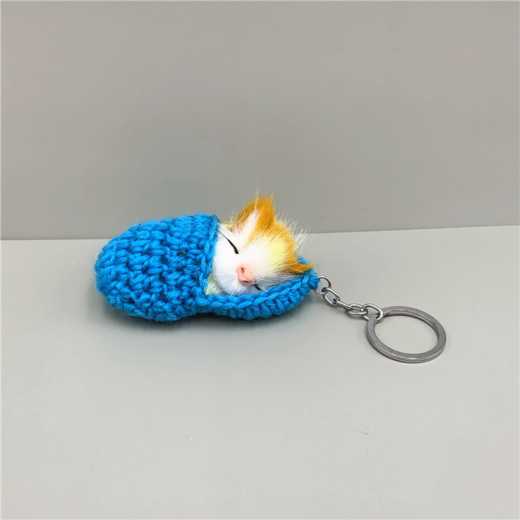 CUTE SLEEPING KITTEN KEYCHAIN