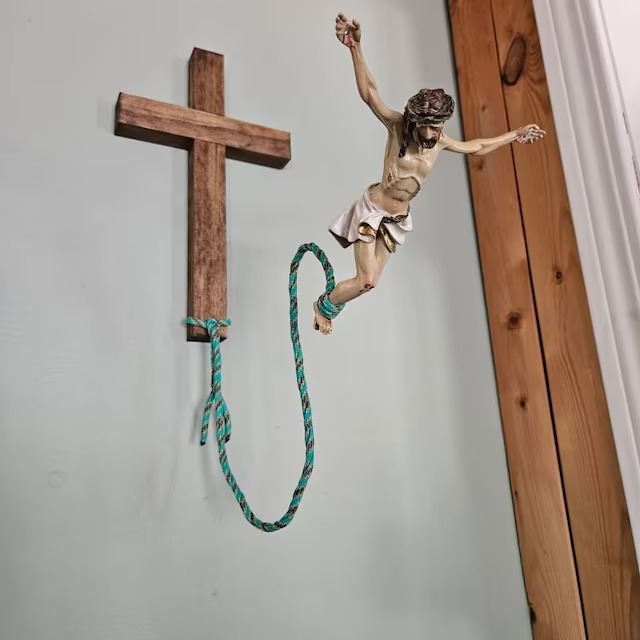 Funny Bungee Jumping Jesus