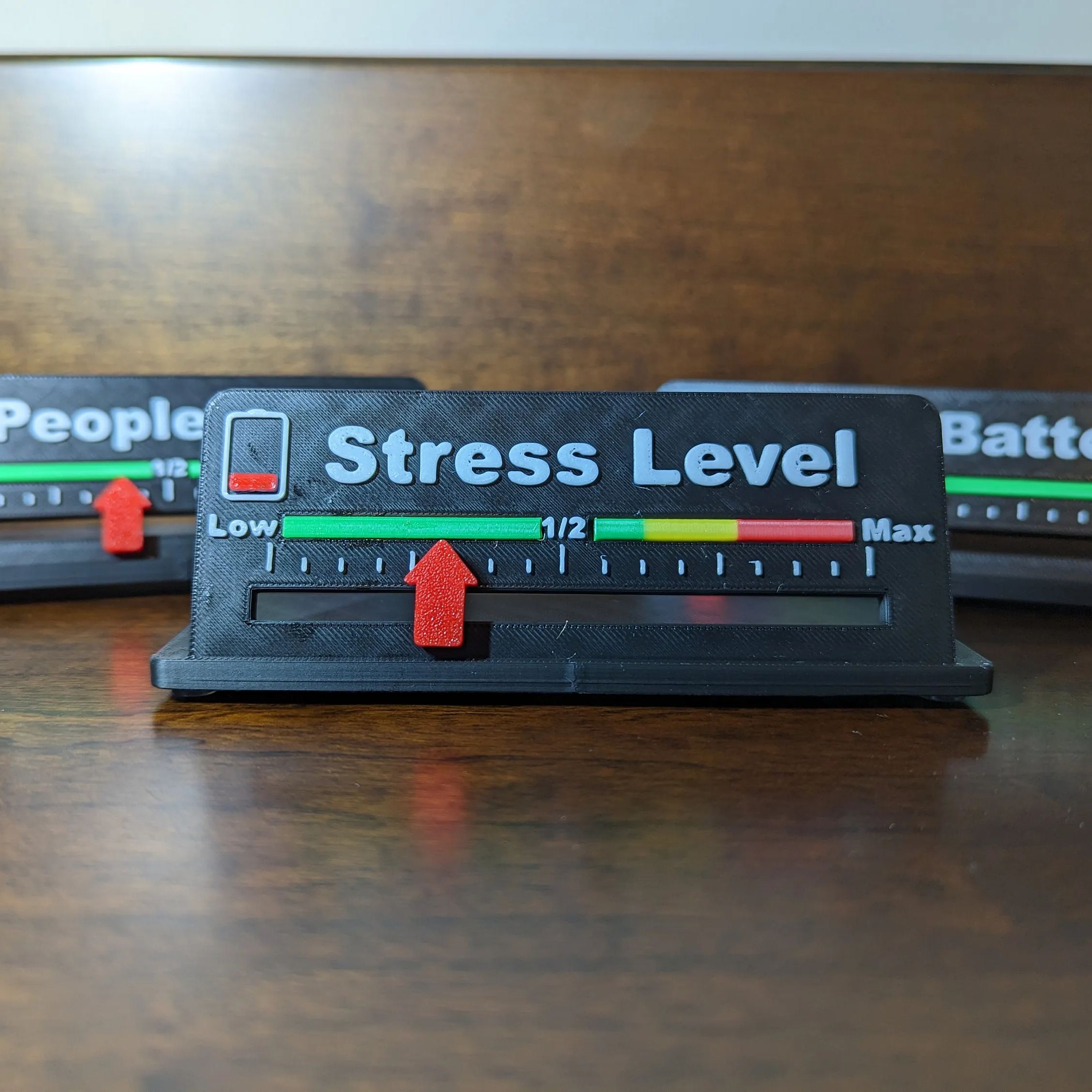 Social Battery Desktop Indicator