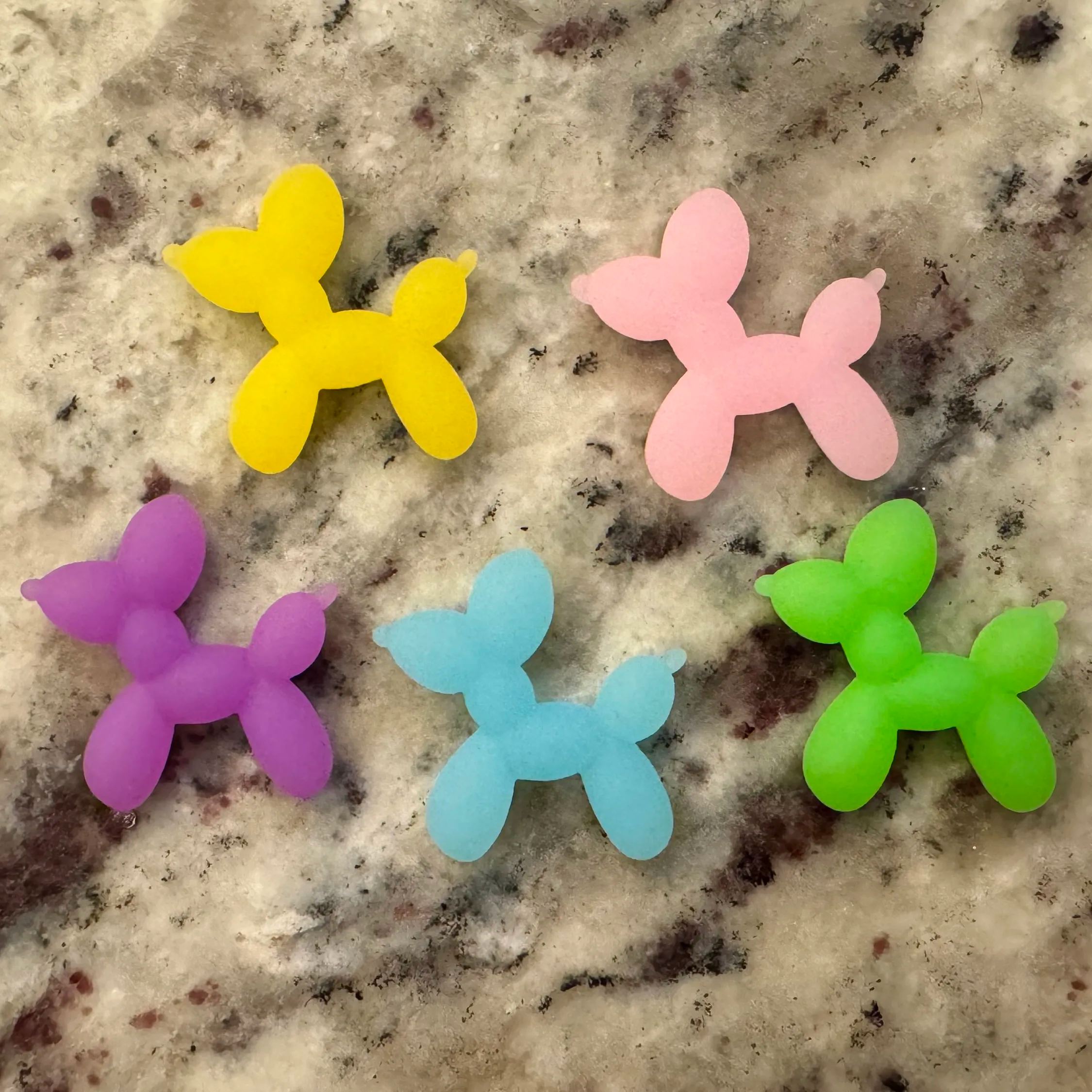 气球狗草帽礼帽