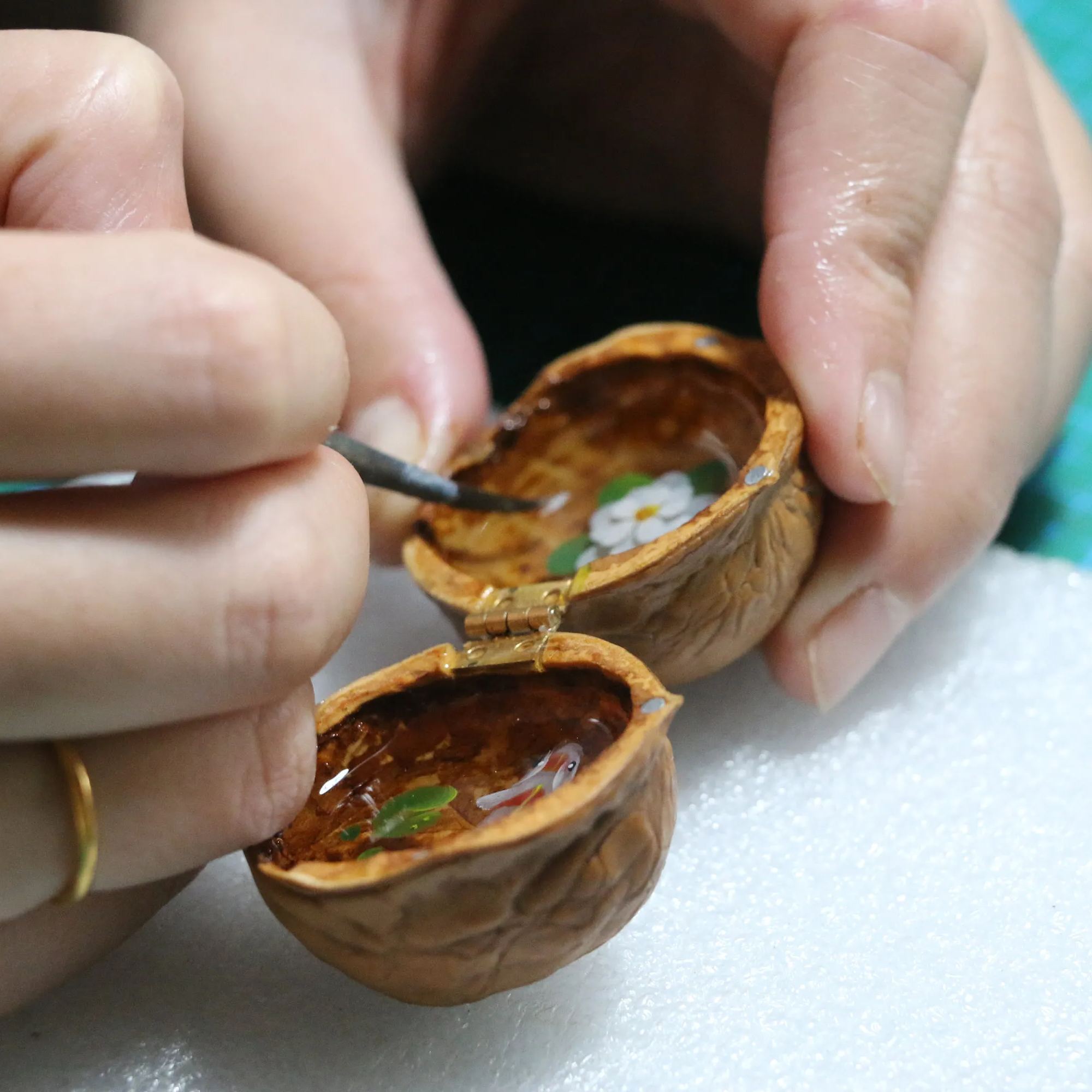 Cute Mini Koi Fish Resin Painting in the Walnut Shell