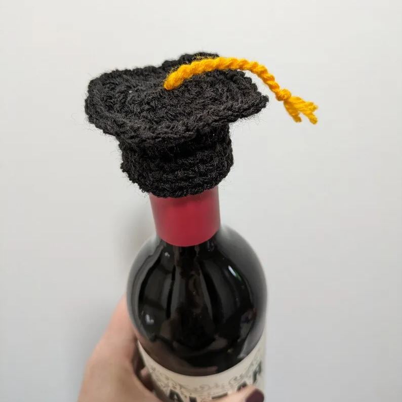 Graduation Cap Bottle Topper