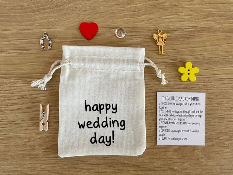 🎁 little bag of love