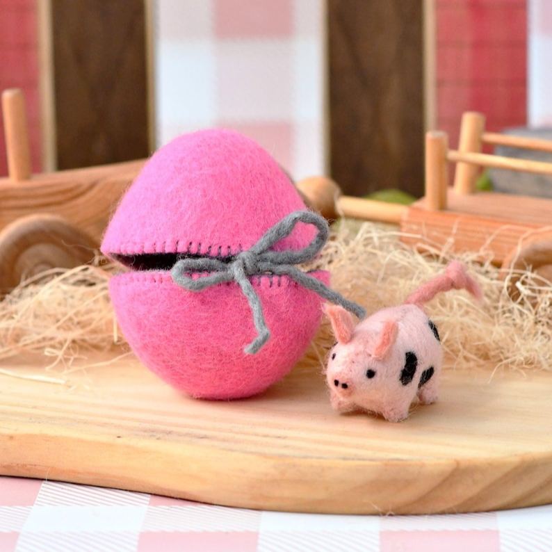 Surprise Easter Egg from Wool Felt