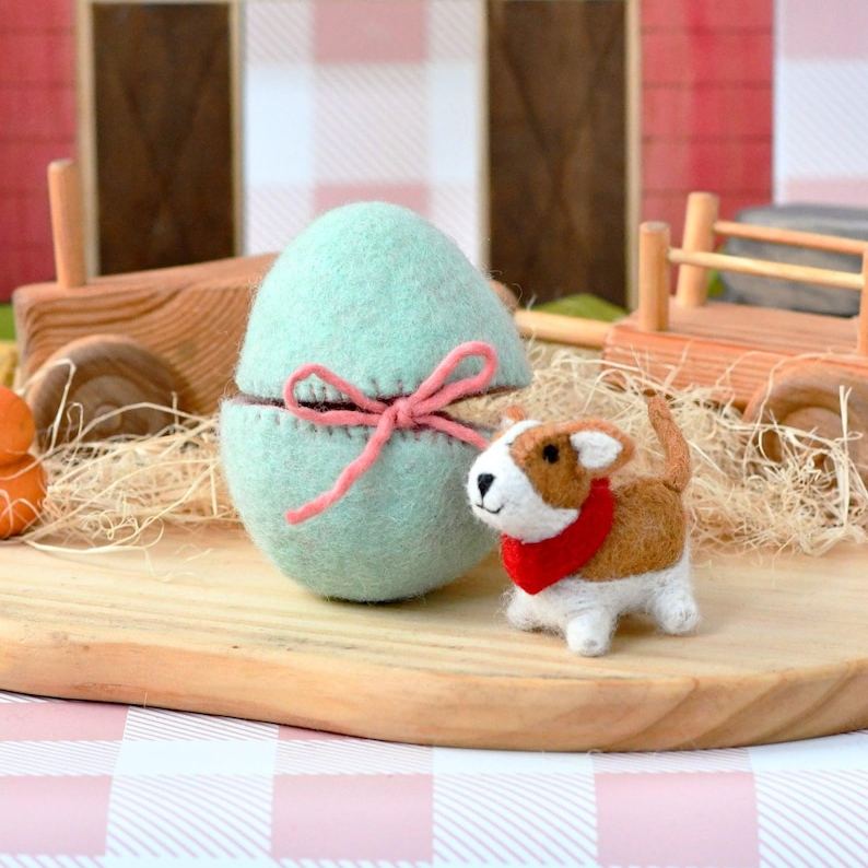Surprise Easter Egg from Wool Felt