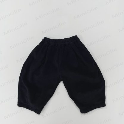 Weite, vielseitige Hose für Kleinkind und Baby - Schwarz, lockere Passform - 6-7J - image 33