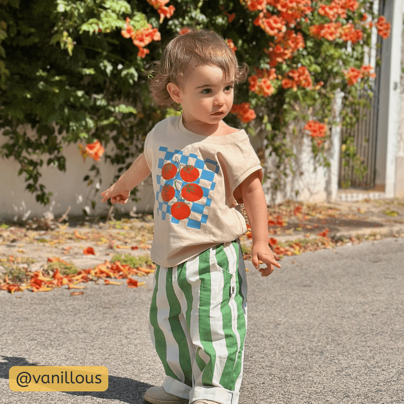 Vertikal gestreifte Freizeithose im Baby-Design - image 6