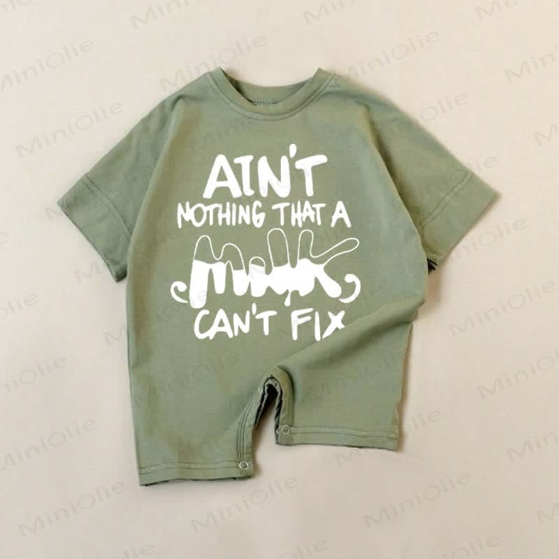 AIN'T NOTHING THAT A MILK CAN'T FIX. Grüner Baby Strampler - Grün - 18-24M - image 1