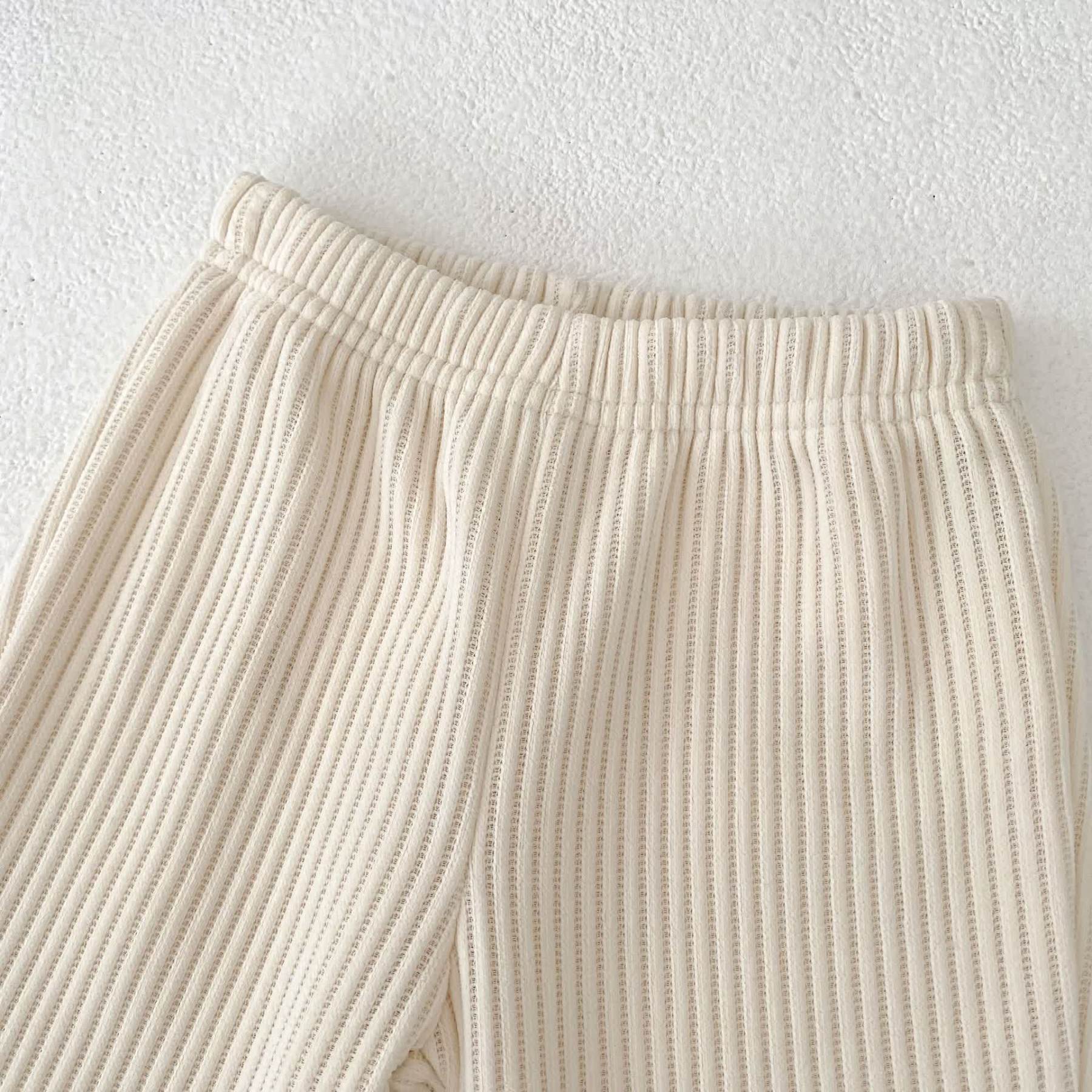 2-teiliges Set aus Jacke und Hose aus Baby - image 13