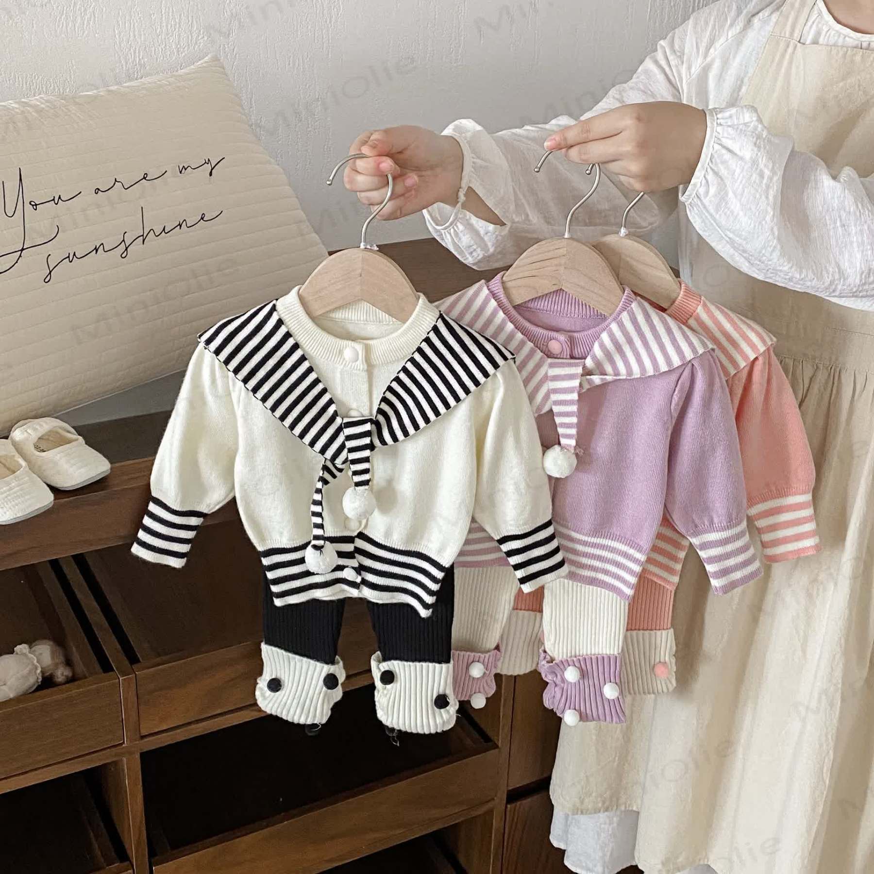 2-teiliges Set mit Gestrickt Schal für Baby (Mädchen) - image 1