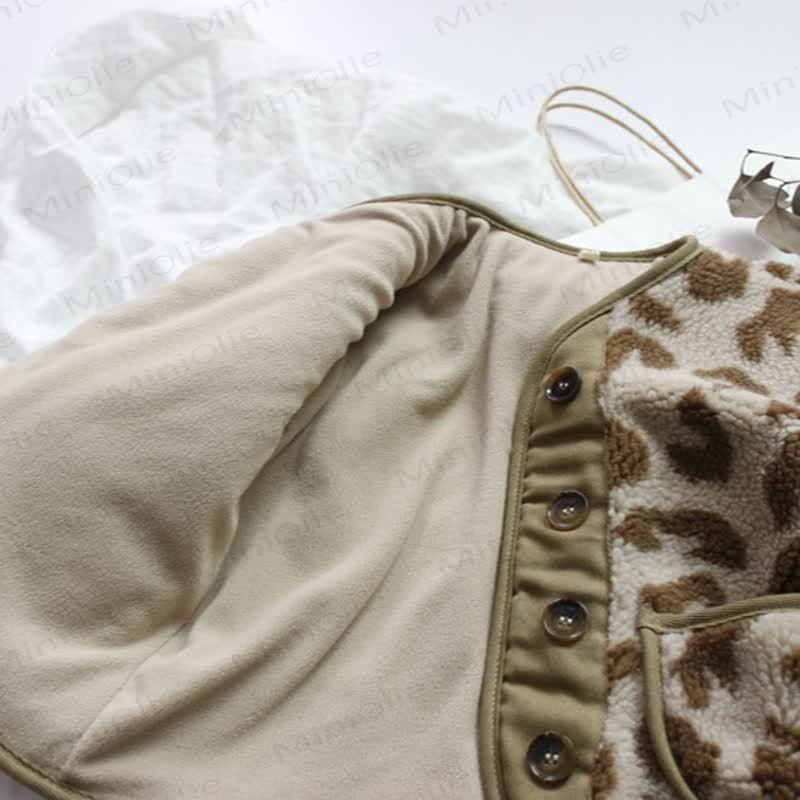 Kind - Oberbekleidung mit V-Ausschnitt und Leopardenmuster - image 3