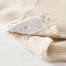 Baby Strampler in Einfarbig, Rundhalsausschnitt, bequem für Neugeboren - image 6