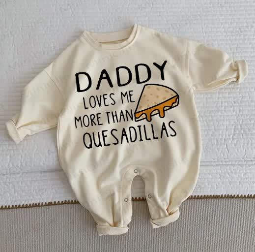 „DADDY LOVES ME MORE THAN QUESADILLAS Baby Kleinkind - Strampler - Beige - 2-3J - image 1