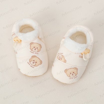 Baby mit Vlies und Erdbeere - Bär - 7C - image 3