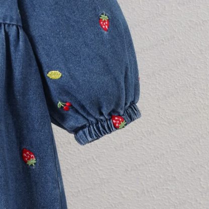 Gestickt Erdbeere für Baby und Kirsche​ - image 7