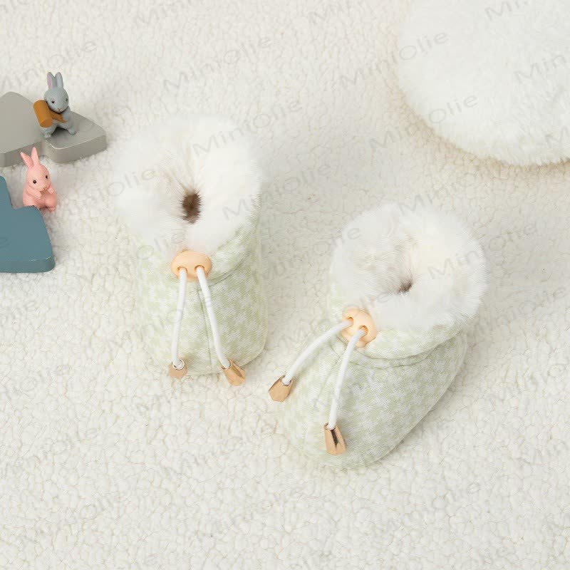 Baby mit Schachbrett und Vlies - Grün - 6-12M - image 6