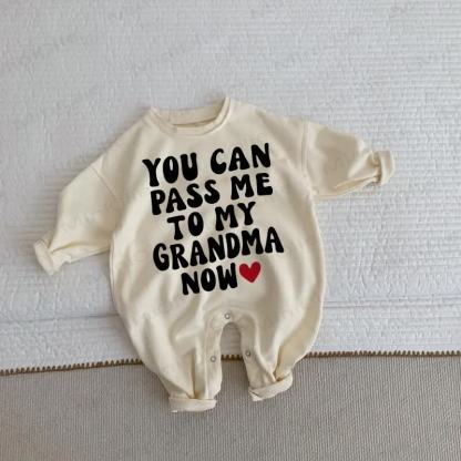 YOU CAN PASS ME TO MY GRANDMA NOW Baby Kleinkind Liebe Beige Strampler - Beige - 2-3J - image 1