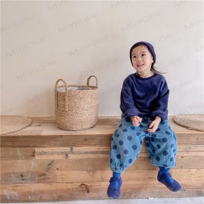 Baby Kleinkind mit Cord Punkt und Vlies - image 3