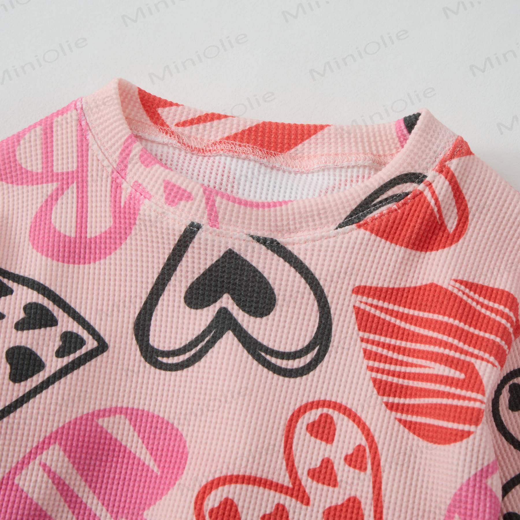 Baby Waffel Sweatshirt mit bunten Herzen, 2-teiliges Rosa Set - image 2
