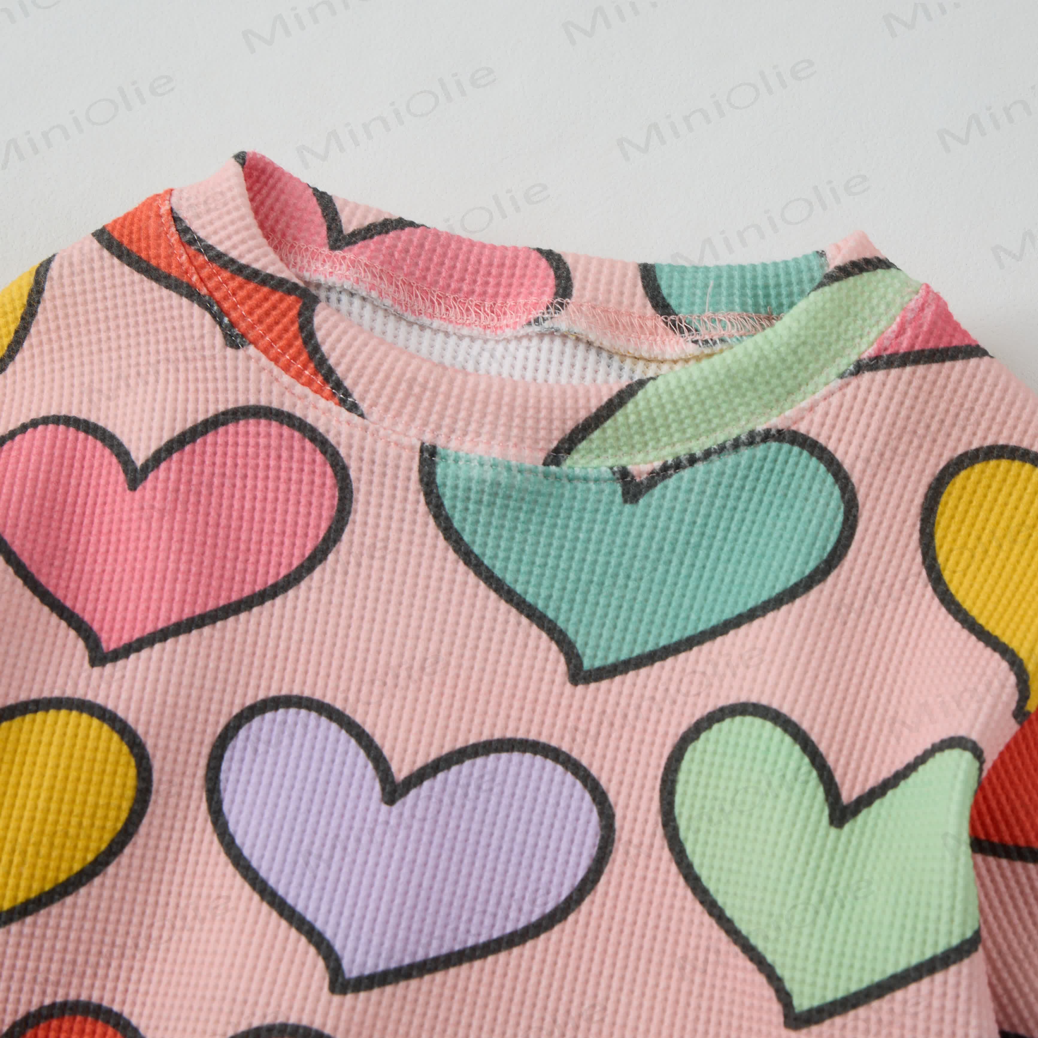 Baby Sweatshirt mit Bunt Waffel und Herz , 2-teiliges Set - image 2