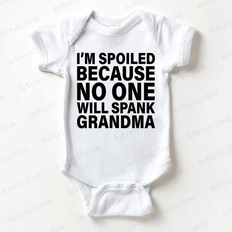 I'M SPOILED BECAUSE NO ONE WILL SPANK GRANDMA wird. Baby Bodysuit in Weiß - Weiß - 18-24M - image 1
