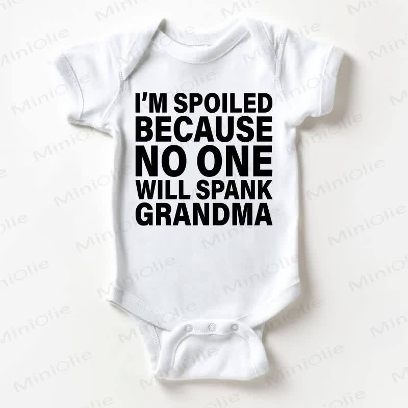I'M SPOILED BECAUSE NO ONE WILL SPANK GRANDMA wird. Baby Bodysuit in Weiß - Weiß - 18-24M - image 1