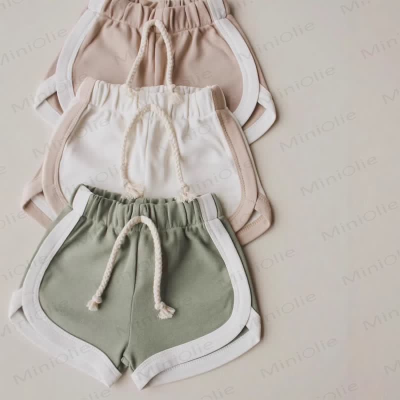 Baby Mädchen Shorts, Einfarbig - image 1