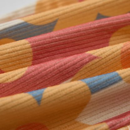 Baby Kleinkind mit farbigen Streifen und Hose - image 7