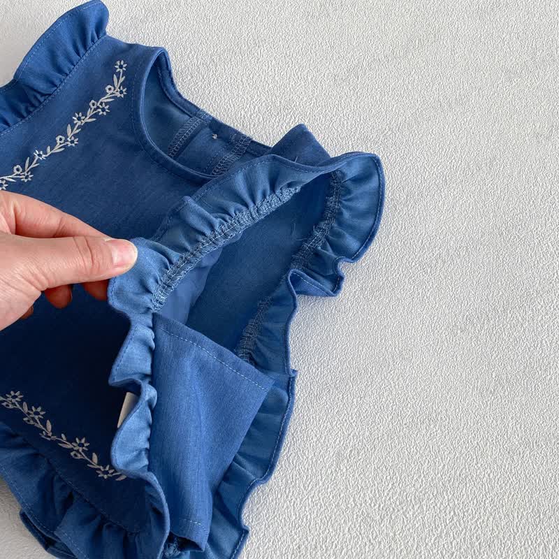 Baby Schleife - Spitze Tanktop in Einfarbig / Denim / Hose - image 10