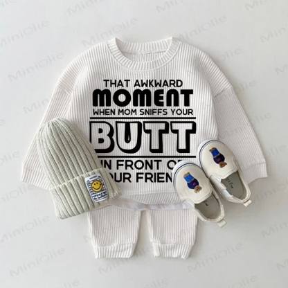 THAT AWKWARD MOMENT WHEN MOM SNIIFFS YOUR BUTT IN FRONT OF YOUR FRIEDNS - Baby Waffel 2-teiliges weißes Set - Weiß - 18-24M - image 1