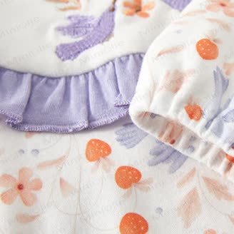 Baby Strampler mit Erdbeere Strampler - image 4