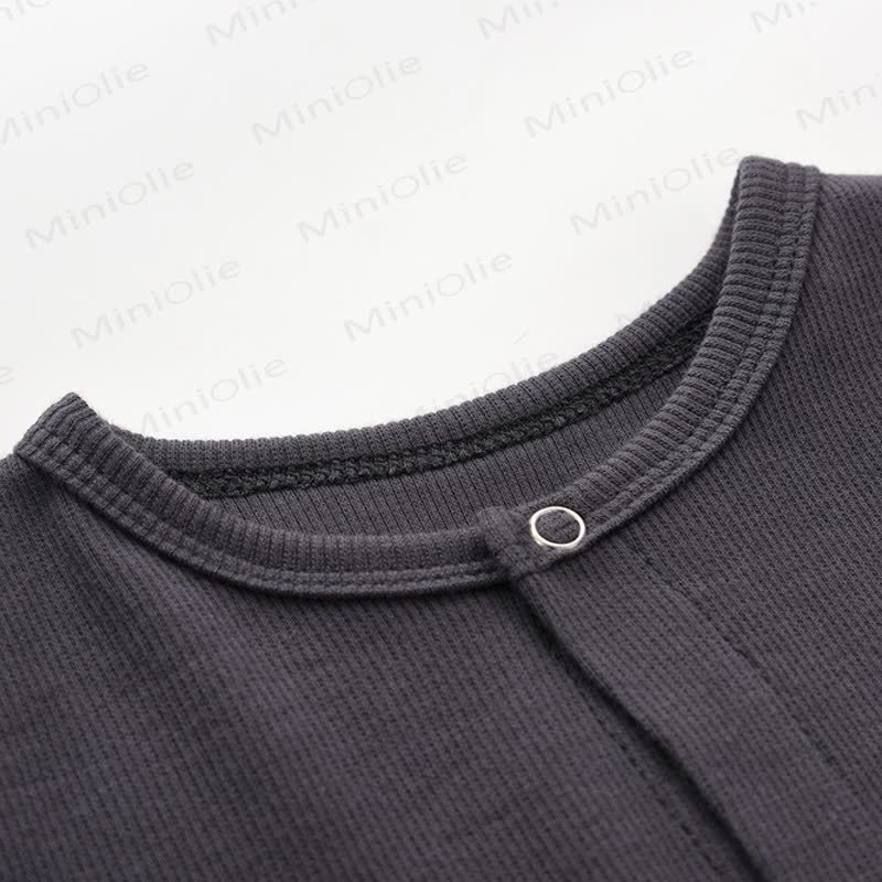 Baby Strampler mit Einfarbig Gerippt und Füßen - image 4