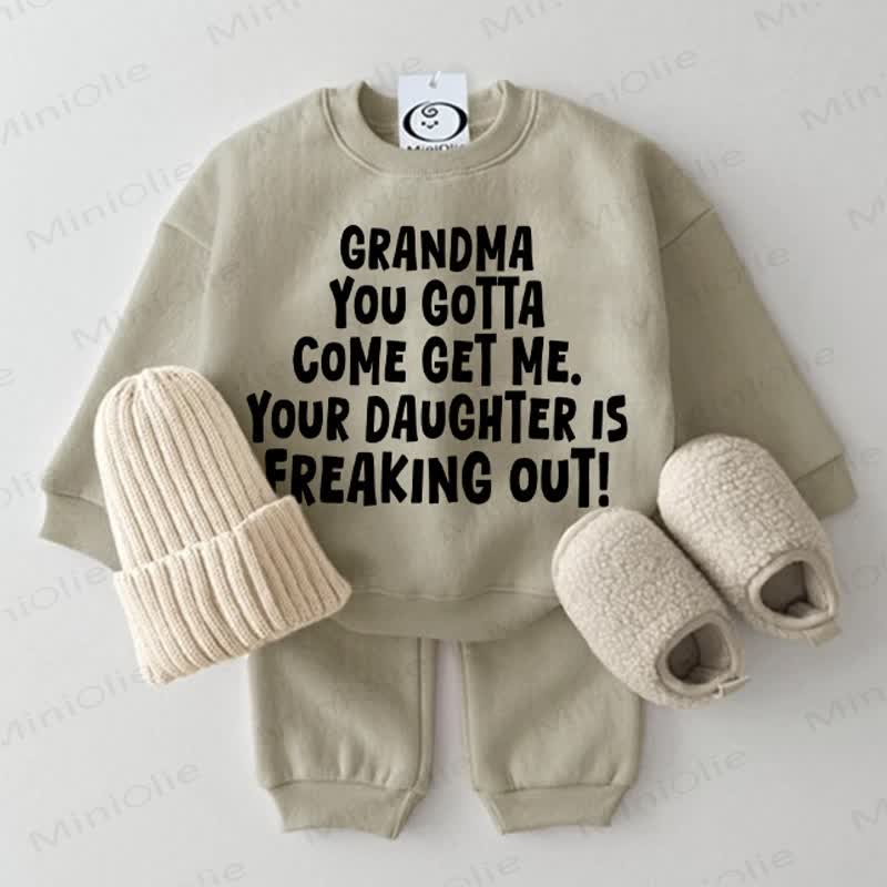 GRANDMA YOU GOTTA COME GET ME.! Baby Sweatshirt Set, 2-teilig - Grau Grün - 2-3J - image 1