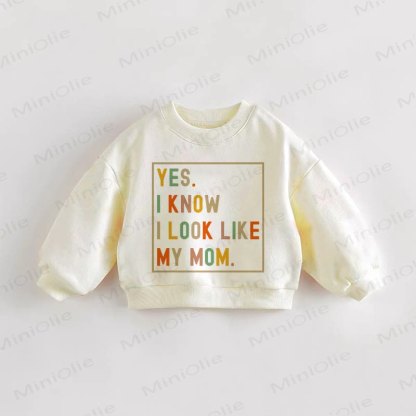 YES . I KNOW I LOOK LIKE MY MOM. Kleinkind Baby - Beige Sweatshirt - Creme - 3-5J - image 1