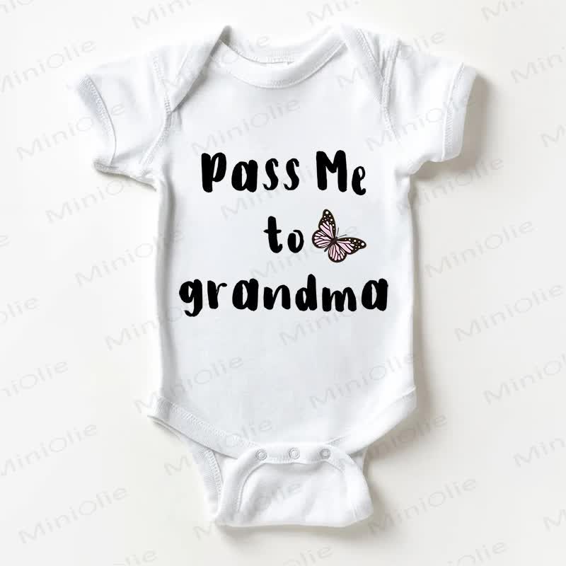 PASS ME TO GRANDMA Baby Bodysuit in Weiß - Weiß - 18-24M - image 1