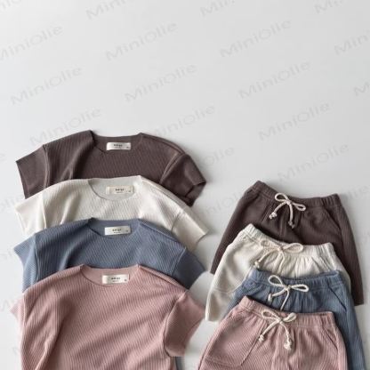 Set aus weichem, Gerippt Baby T-Stück und Shorts mit Kordelzug - image 3