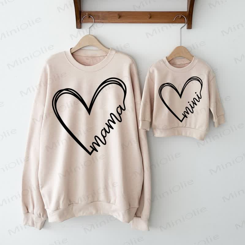 MAMA/MINI Liebe Herz Baby Beige Familien Sweatshirt - Beige - Sweatshirt für Erwachsene: XL - image 1