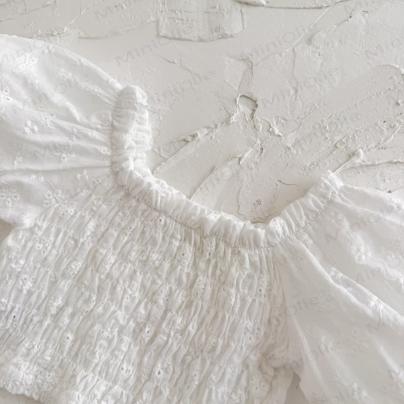 Baby Mädchen Set aus Spitze und Shorts mit Puffärmeln - image 2