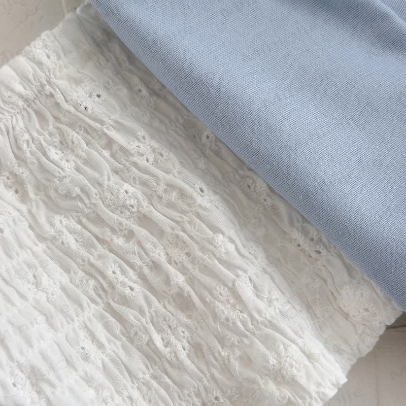 Baby Mädchen Set aus Spitze und Shorts mit Puffärmeln - image 5